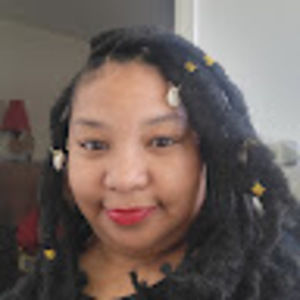 Meet your Posher, Maya